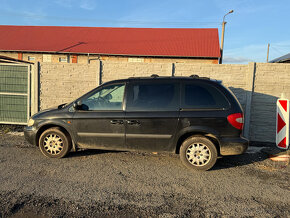 Chrysler Voyager 2,8 crdi - 2