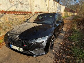 Škoda Octavia kombi IV RS 2.0 TSI, 48tis km - 2