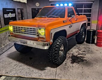 RC model FMS FCX10 K5 1979 Chevrolet Blazer 1:10 - 2