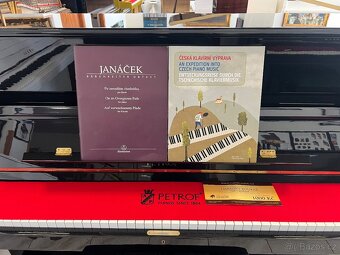 Krásné piano Petrof P118 opus. 581785 se zárukou 5 let. - 2