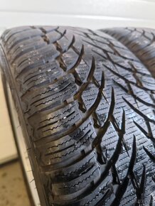 235/55/18 R18 zimní pneu Nokian 7,5mm+ - 2