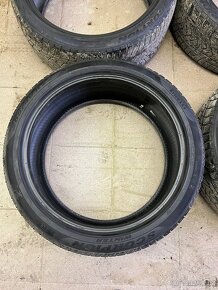 265/40 22r Pirelli Scorpion winter - 2