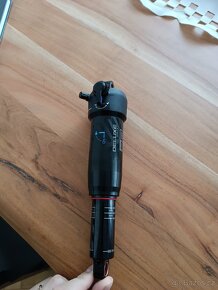 Vzduchový tlumič RockShox Deluxe Select+ - 2