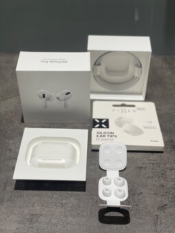 AirPods Pro 1 s bezdrátovým nabíjecím pouzdrem - 2