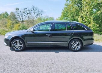 Škoda Superb 1.4 TSI Výhřev. sed., Kůže benzín manuál 90 kw1 - 2