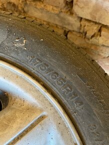 ALU kola s pneu, ford fiesta. 175/65 r14 - 2