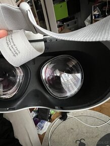 Brýle pro virtuální realitu Oculus Quest 2 - 128 GB - 2