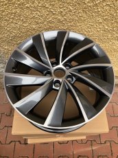 Škoda Superb PEGASUS Anthracite 18”, ET44, DPH - 2