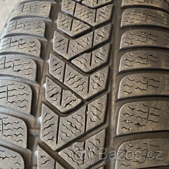 Zimní pneu 225/45 R18 95V Pirelli 5mm - 2