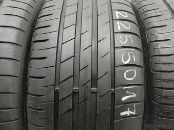 Letní pneu 225/50/17 GoodYear - 2