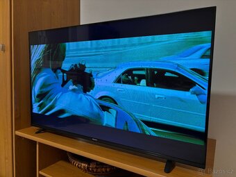 UHD LED televize 43" Hisense 43AE7000F - 2