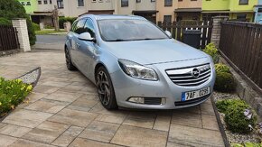 Opel Insignia 2.0CDTi (Sports Tourer) - 2