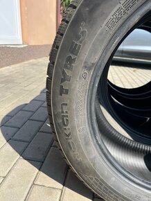 Zimní pneu 245/50R18 - 2