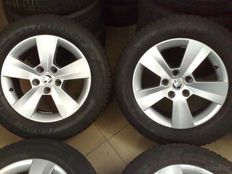 alu kola 5x112 r16 original škoda superb,yeti 215/60/16 - 2