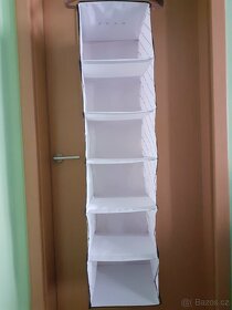 2x závěsná skříňka PVC (na šaty a s poličkami) - 2