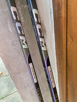 2x hokejka CCM Trigger 9 Pro levá NOVÁ - 2