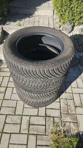 Hankook Winter icept RS3 215/60 R16 99H - 2