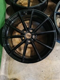 Kovane zanovni alu 5x112 original VW - 2