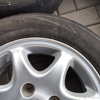 Alu kola 5,5J X15 ET50 s pneu 195/60R15 - 2