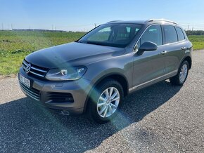 VW Touareg 3,0TDi 11/2011,cebia,servis - 2