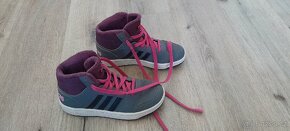 Dívčí zateplené boty Adidas vel.34 - 2