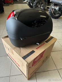 Box uni moto skútr - 2