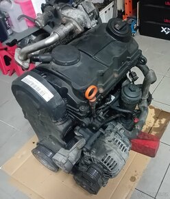 Vw t5 1.9 tdi 75kw motor - 2