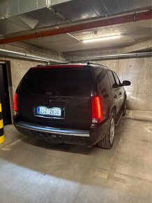 Cadillac Escalade 6.2 L - 2