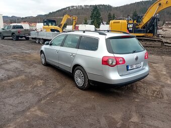 Passat 2,0tdi 103kw DSG - 2