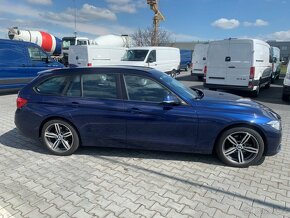 BMW 320i benzín automat - 2