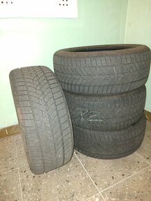 Sada zimních pneu Goodyear 245/45/R18 - 2