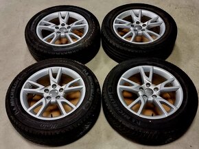 zimní originál AUDI Q3 6,5x17" 5x112 ET33 s pneu 215/60 R17 - 2