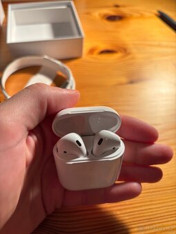 Air pods 2 - 2