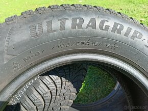 Zimní pneu Goodyear Ultragrip 95/65 R15 91T - 2