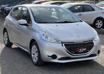 Peugeot 208 1.2i KLIMATIZACE ABS ASR ESP manuál 60 kw - 2