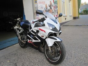 Honda CBR 600F Sport - 2