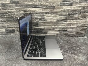 MacBook Pro 13 2018 i5 / 8GB / 256GB - 2