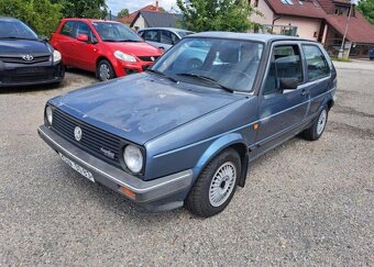 Volkswagen Golf 1,6 D nafta manuál 40 kw - 2