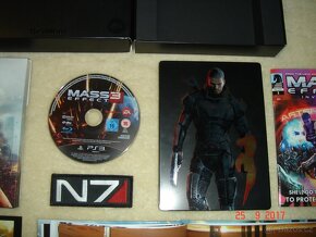 Prodám novou sběratelskou edici hry MASS EFFECT 3 , pro PS 3 - 2