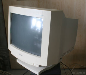 CRT VGA monitor - 2