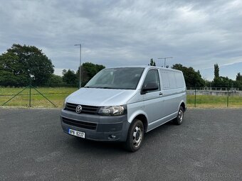 Vw T5 8-9mist 2.0tdi 103kw DSG webasto 2.majitel nebourane - 2