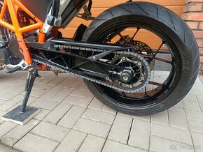 KTM DUKE 690 - PĚKNÝ STAV - AKRAPOVIČ - 25tis/KM - 2