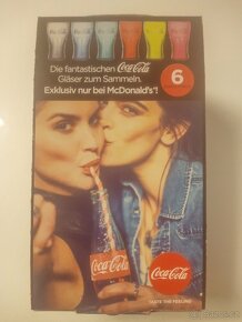 Sklenička od Coca Cola modré sklo. - 2