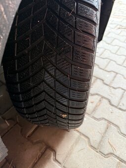 2Ks zimní pneu 225/40 R18 92V INFINITY ECOZEN XL - 2