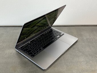 MacBook Pro 13" 2020 i5 / 16GB / 500GB / SG - DPH - 2