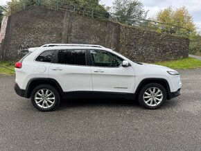 Jeep Cherokee 2,0M-JET 125KW, LIMITED, 4X4, ČR, AUTOMAT - 2