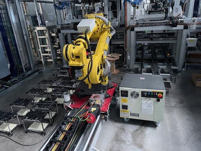 Kloubový robot Fanuc Robot R1000iA/100F, r. v. 2019 - 2