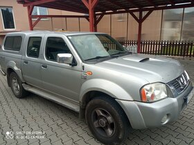 Prodám na Nissan Navara D22 2,5 D 98 KW - 2