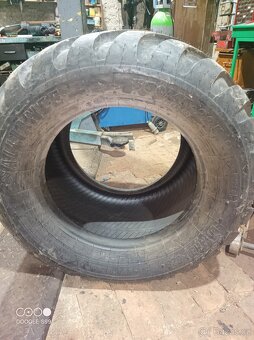 Pneu 550/45 R22.5 - 2