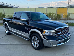 DODGE RAM Laramie 5.7 HEMI—2016–LONG—KŮŽE—TAŽNÉ 3.5T - 2